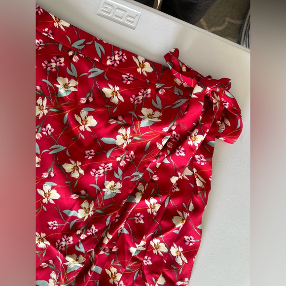 AllegraK Ref Floral Wrap Skirt - Picture 7 of 10